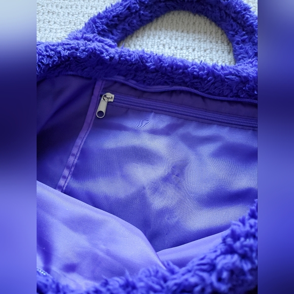 Like New✨ BSX Zipped Tote Bag - Picture 2 of 3